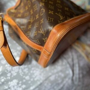 Louis Vuitton Monogram Canvas Petit Noe
